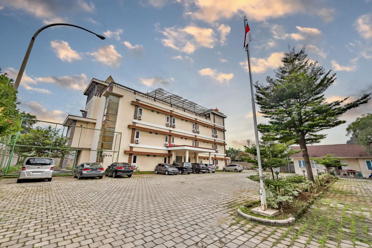 Hotel · Cinere Inn & Residence, Cinere