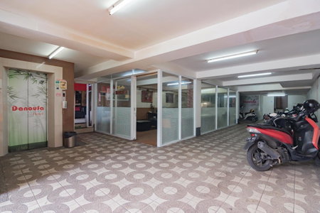 RedDoorz near Gedung Sate 2, Bandung, Indonesia