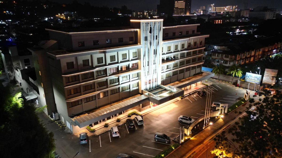 Aglow Hotel Harbor Bay Batam, Indonesia