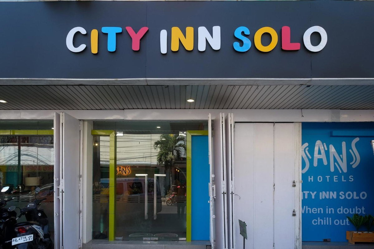 Hotel · Sans Hotel City Inn Solo by RedDoorz, Solo