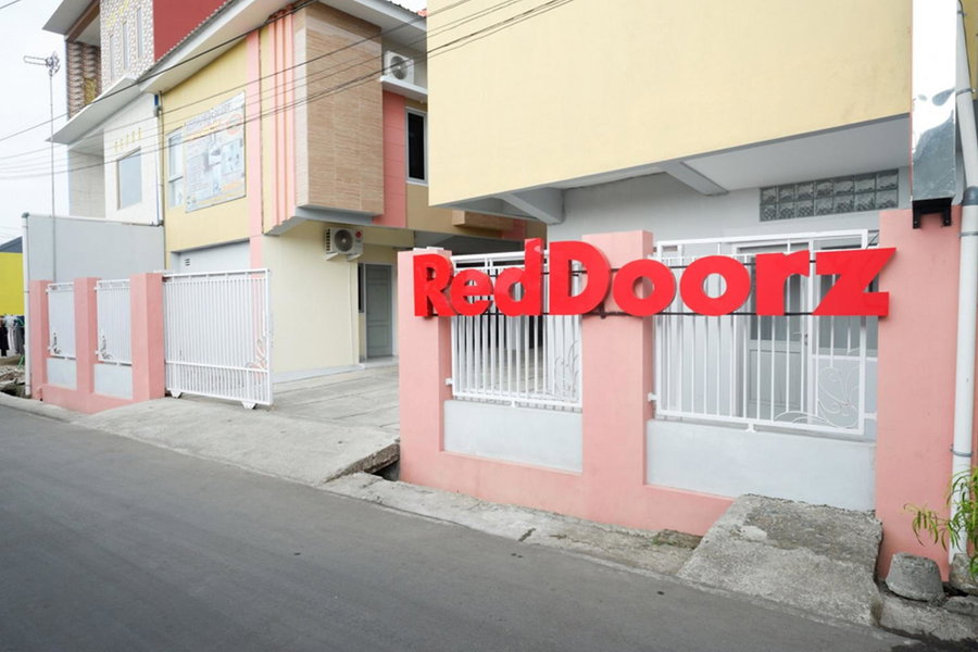 RedDoorz Syariah near RSUD Margono Purwokerto, Purwokerto, Indonesia