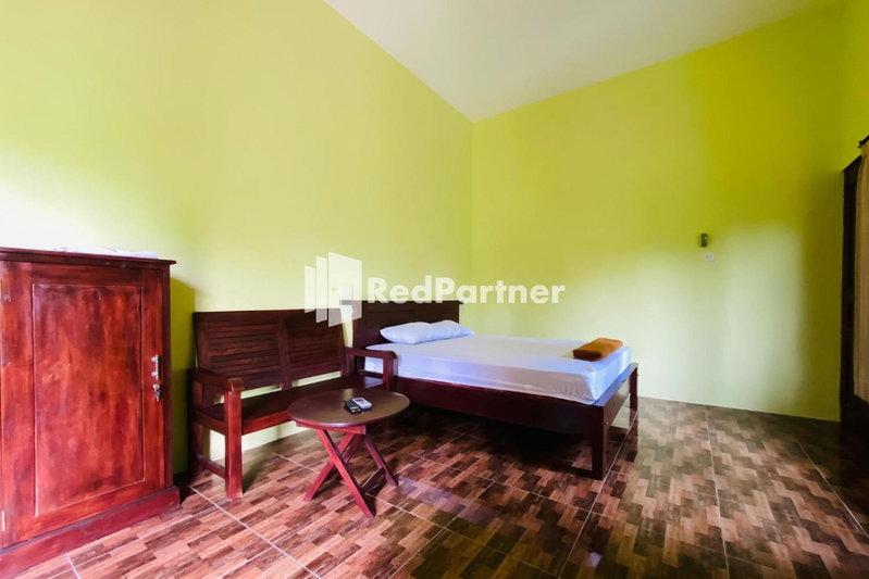 Hotel dan Gazebo Syariah Pinggir Kali Prigen RedPartner, Pasuruan, Indonesia