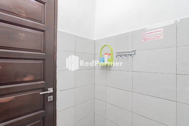 Langkar Guest House Syariah Mitra RedDoorz, Samarinda, Indonesia