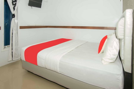 Zazadior Residence Syariah near Pantai Padang Mitra RedDoorz, Padang, Indonesia