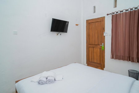 Urbanview Hotel Sky Batu Malang by RedDoorz, Punten, Indonesia