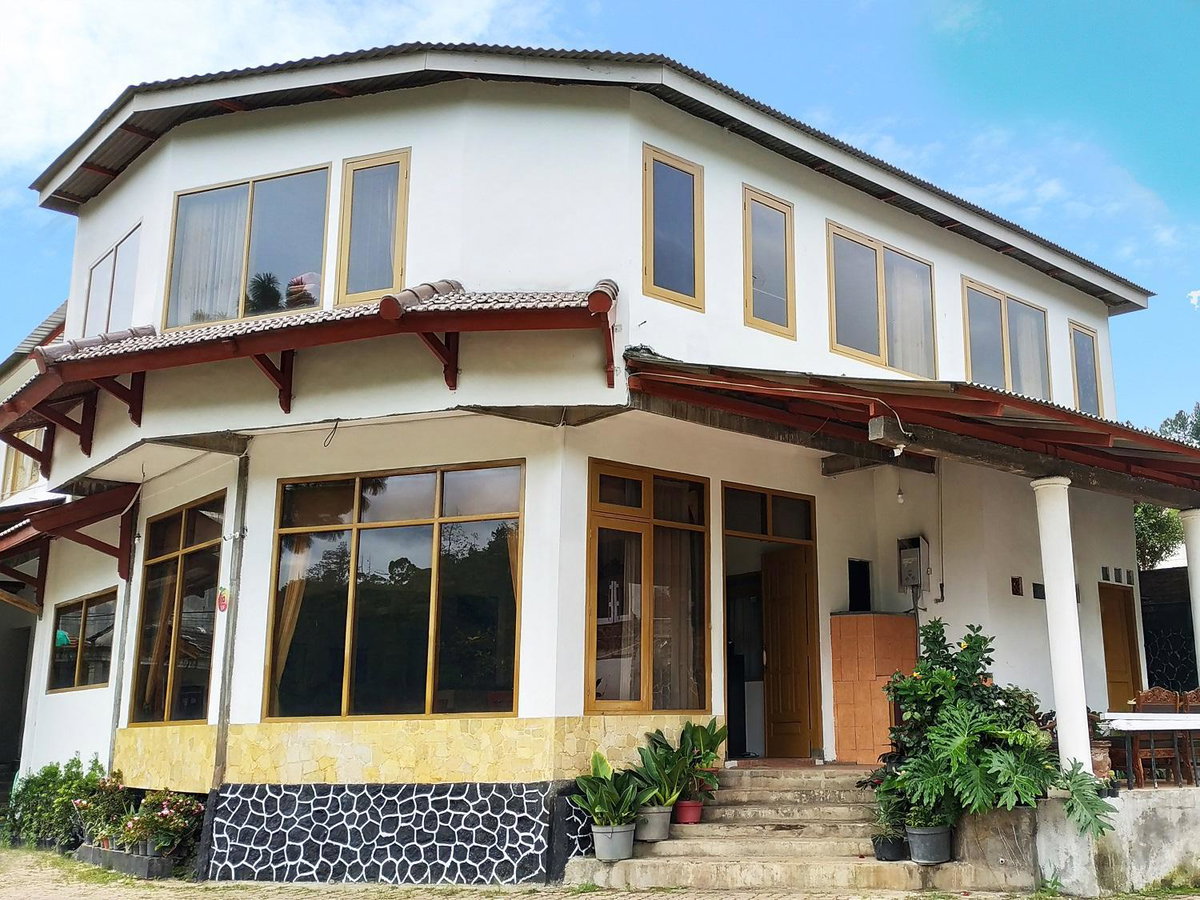 Villa KenDedes Garden, Indonesia