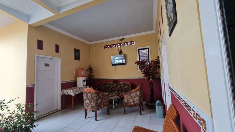 Hostel TARUNA, Genteng, Indonesia
