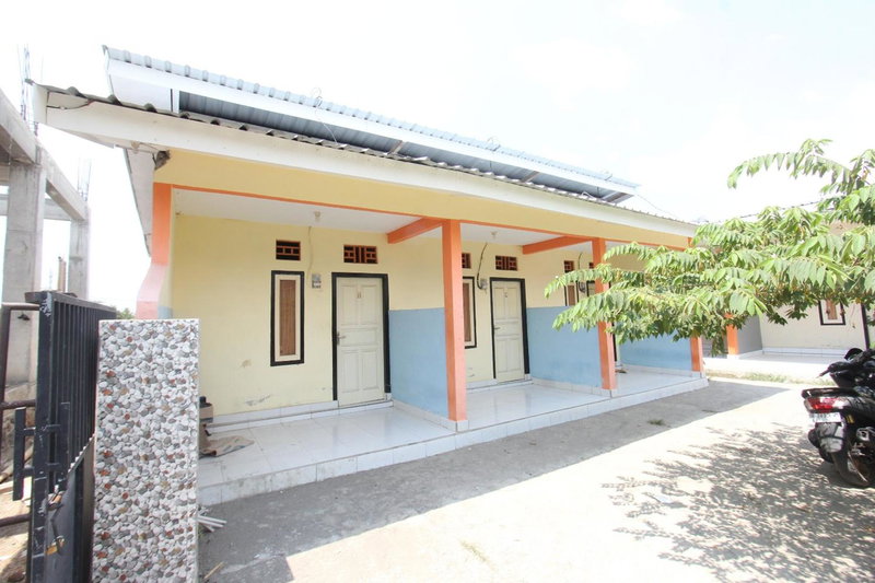 OYO Life 93260 Bale Kosan, Tanjung, Indonesia
