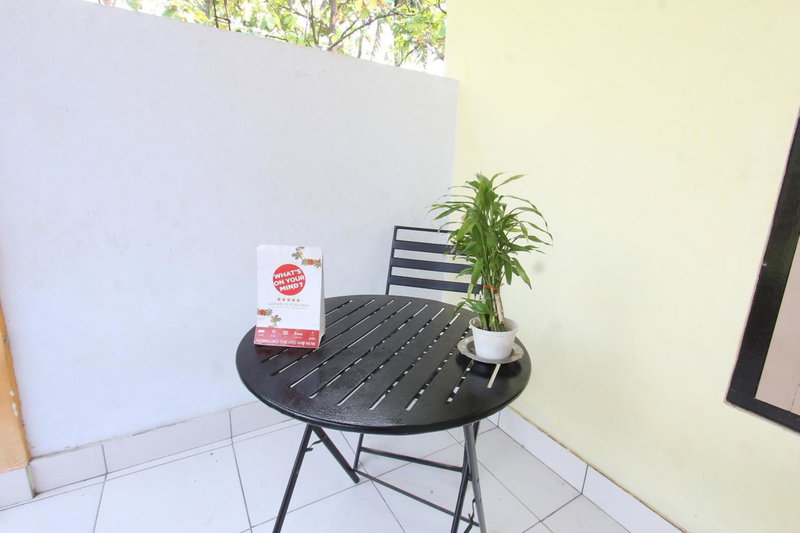 OYO Life 93260 Bale Kosan, Tanjung, Indonesia