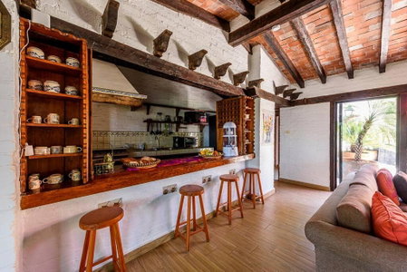 Cuarto Privado en Hostal Para 2 Personas Valle, Valle de Bravo, Mexico