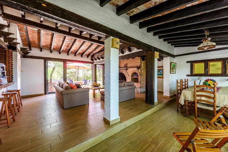 Cuarto Privado en Hostal Para 2 Personas Valle, Valle de Bravo, Mexico