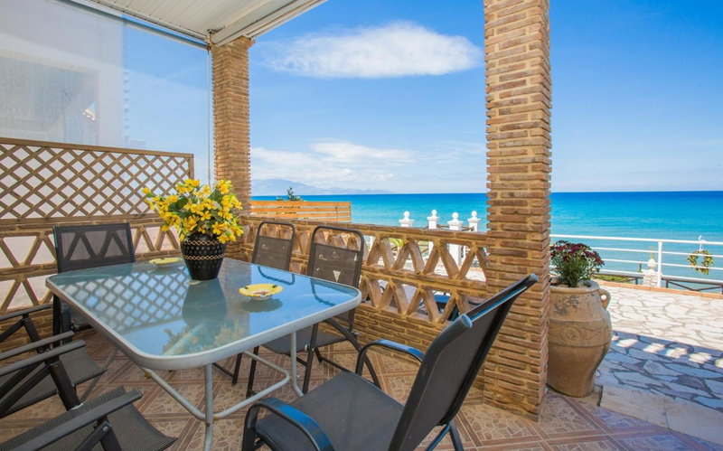 Laura Beach House, Alykes, Greece