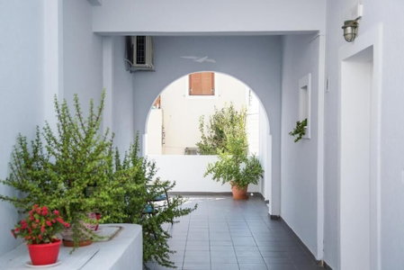 Altea Apartments, Santorini, Greece