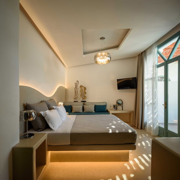 Armonia, Santorini, Greece