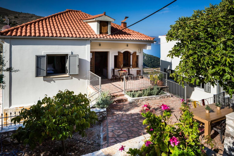 Myrtos Bay Apartments, Anomeriá, Greece