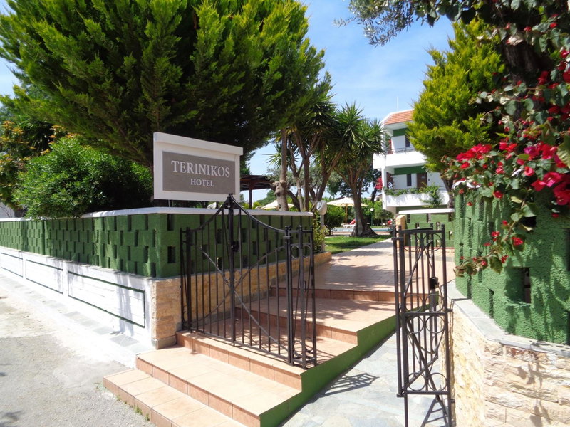 Terinikos Sunny Garden Hotel & Junior Suites, Ialyssos, Greece