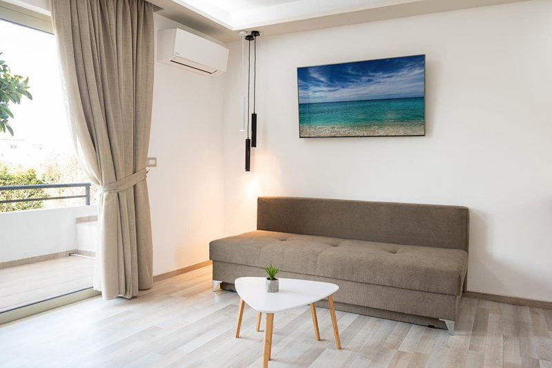 Terinikos Sunny Garden Hotel & Junior Suites, Ialyssos, Greece