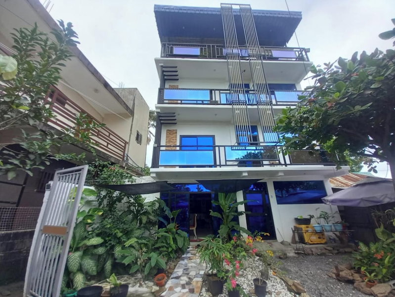 OYO 1130 Thrivers Hometel, Batangas City, Philippines