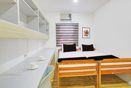 OYO 1144 1318 Residences, Manila, Philippines