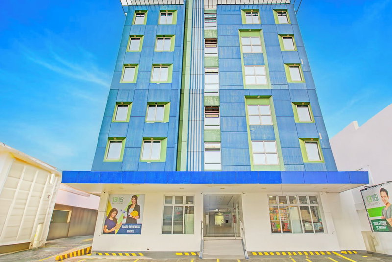 OYO 1144 1318 Residences, Manila, Philippines