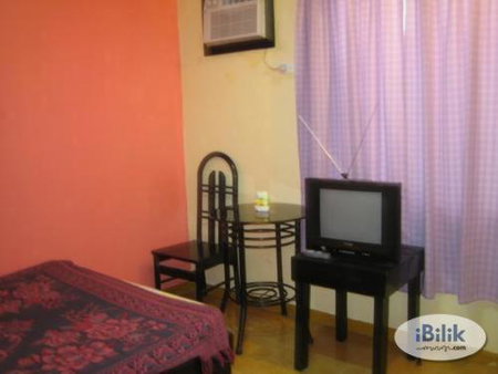 Belen Favila Transient rooms near Airport Terminal 3, Manila, Philippines