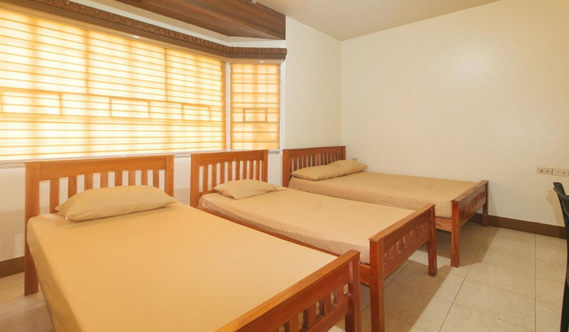 Kababayan Pensione House by RedDoorz, Iloilo City, Philippines
