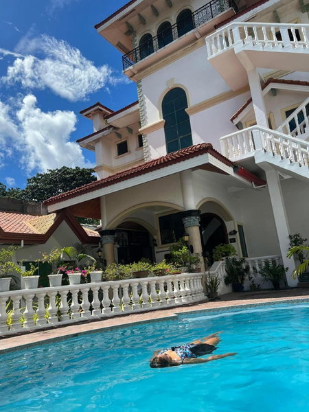 Gracey Dive Resort and Restaurant, Dauin, Philippines
