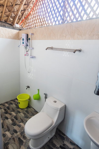 Villa Elizabeth Beach Resort, Lucena, Philippines