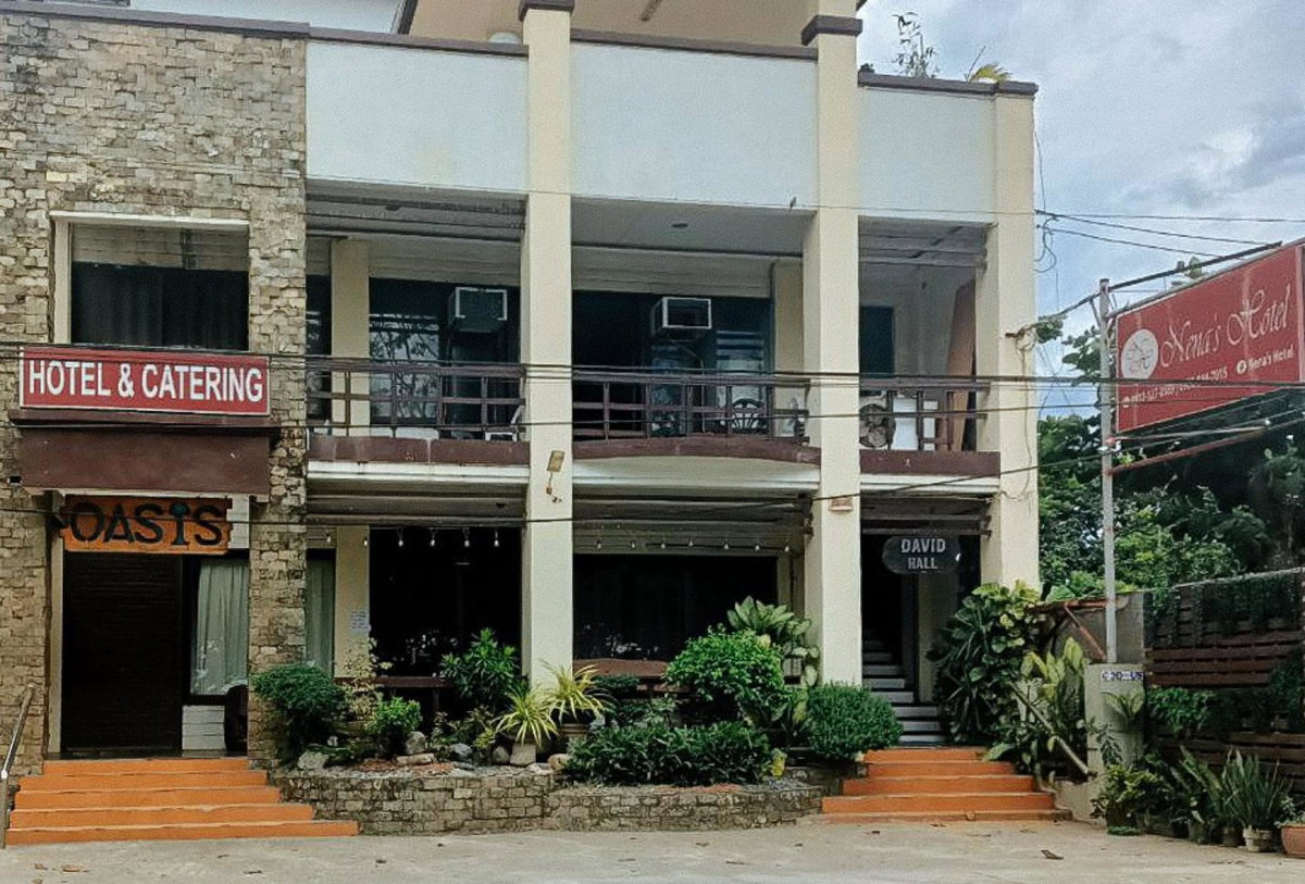 RedDoorz at Nenas Hotel Dagupan City, Philippines