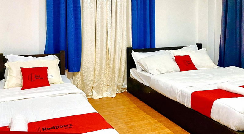 RedDoorz at Nenas Hotel Dagupan City, Dagupan, Philippines