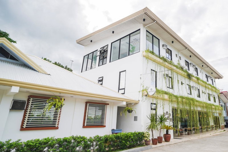 Villa Soledad Garden Resort, San Pablo, Philippines