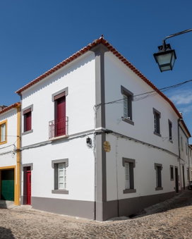 Alfar Aqueduct - Évora House, Évora, Portugal
