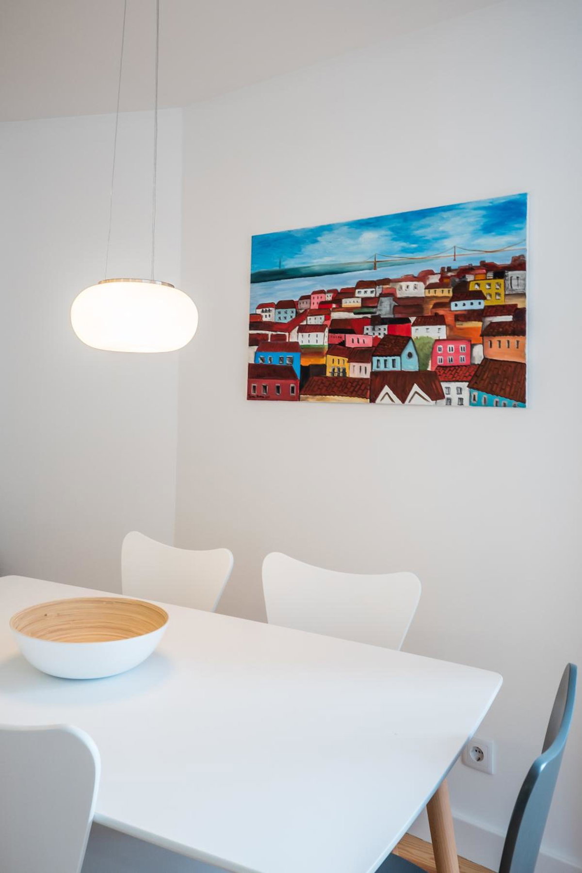 Sunshine House - Exclusive Apartment - Home By The Castle, Portugal