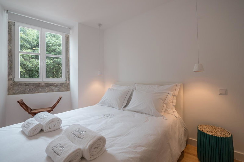 Sunshine House - Exclusive Apartment - Home By The Castle, Lisbon, Portugal