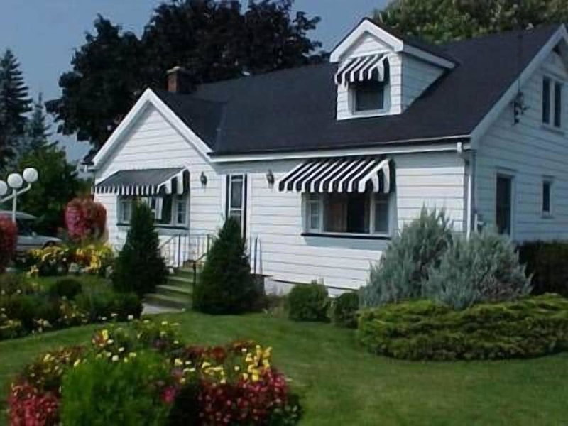 Trenton Park Cottages, Quinte West, Canada