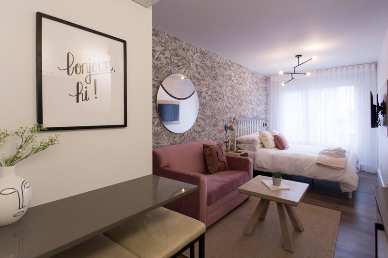 Perfect Business Trip Studio with Full Amenities by Den Stays, Montréal, Canada
