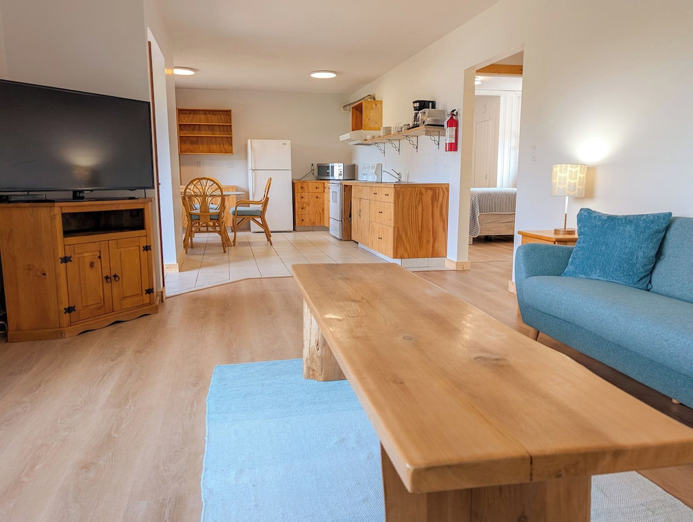 Little Beach Resort & Wellness Retreat, Canada