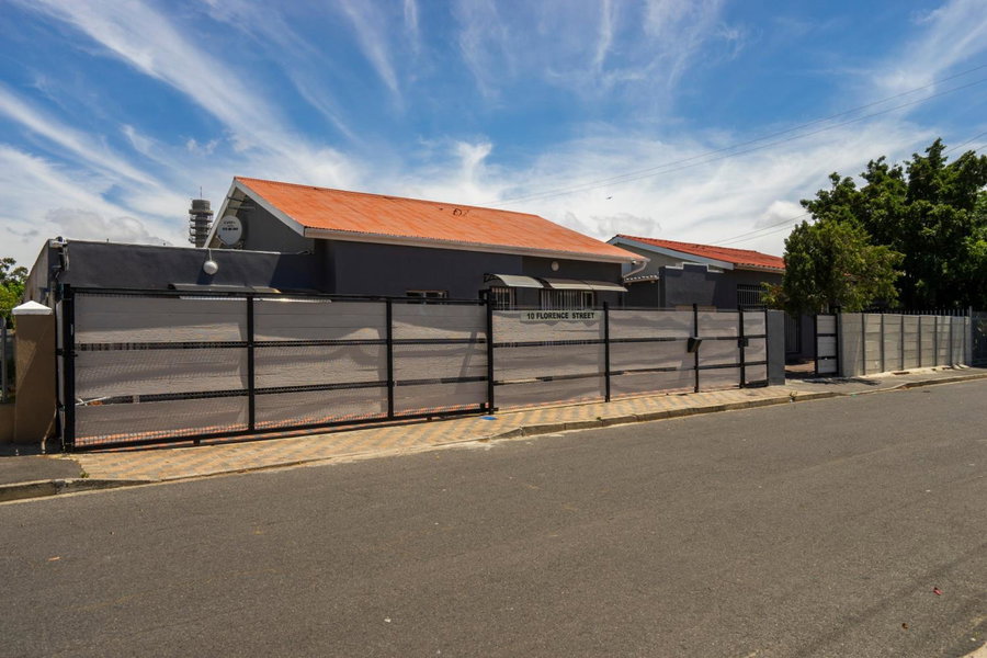 Hasate Guest House 10 Florence street Oakdale Belliville 7530 cape town south African, Cape Town, South Africa