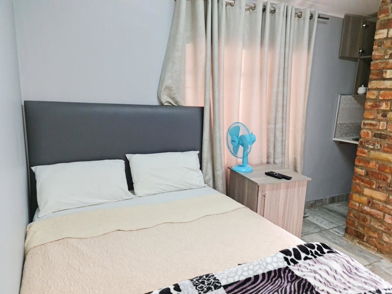 Hasate Guest House 10 Florence street Oakdale Belliville 7530 cape town south African, Cape Town, South Africa