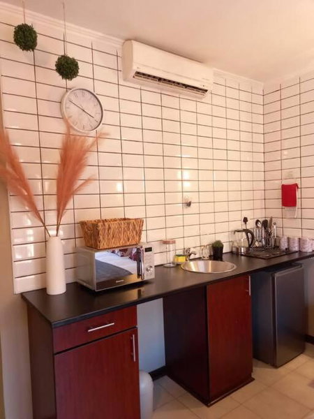 Best overnight with free WiFi. Modern & private, Bloemfontein, South Africa