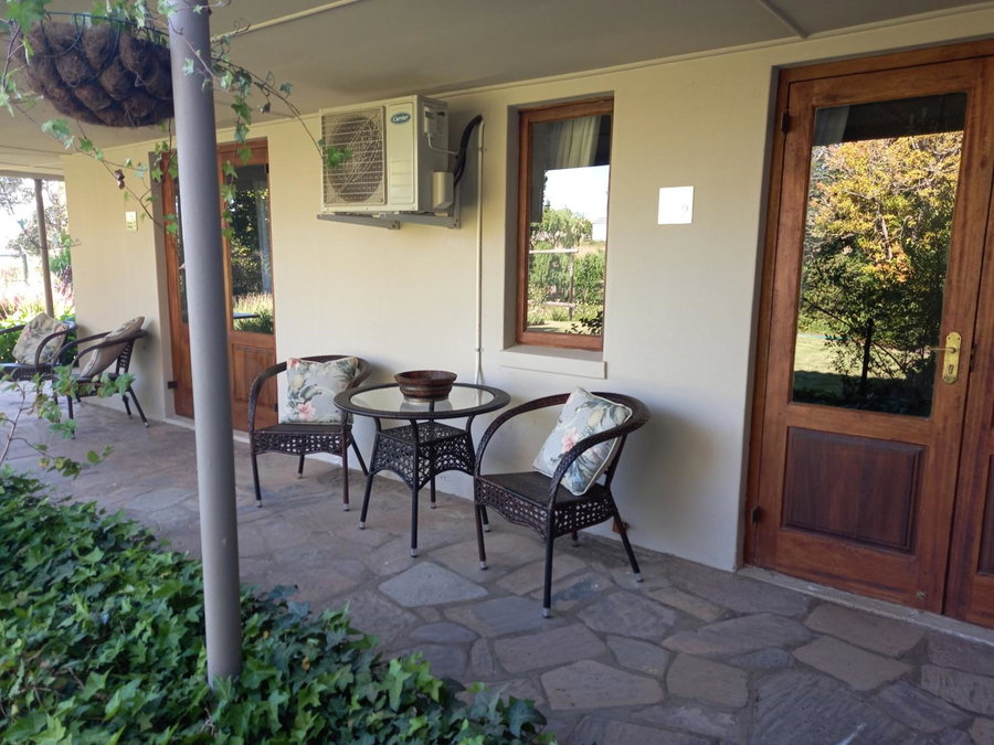 Lalani B&B/Self catering Cottages, Riversdale, South Africa