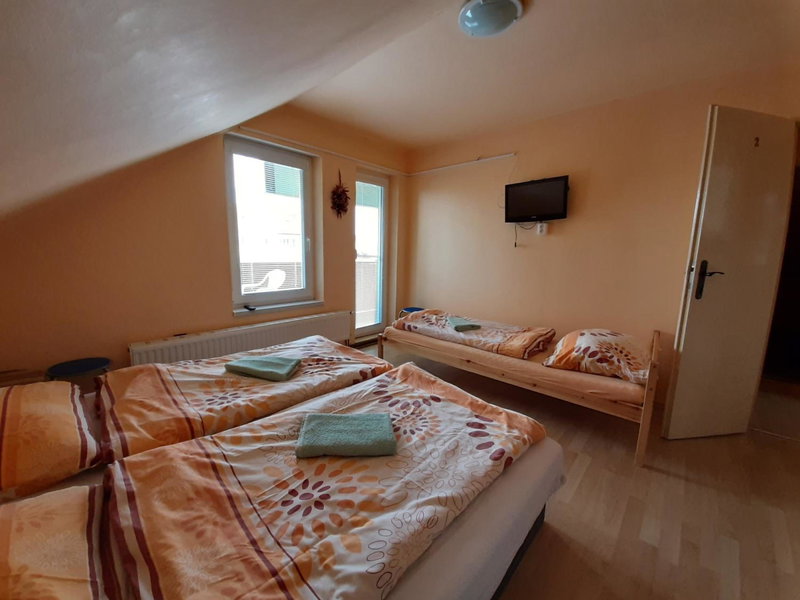 Penzion a Chatový Camp Havraníky u NP Podyjí, Havraníky, Czechia