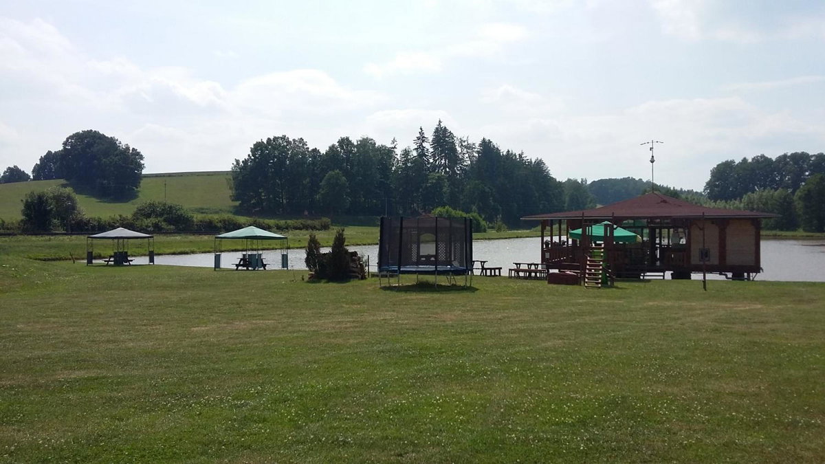 Hotel · Rybník Dalibor I, Vlcice