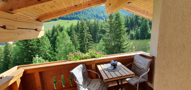 Haus Enzian Apartments, Kartitsch, Austria