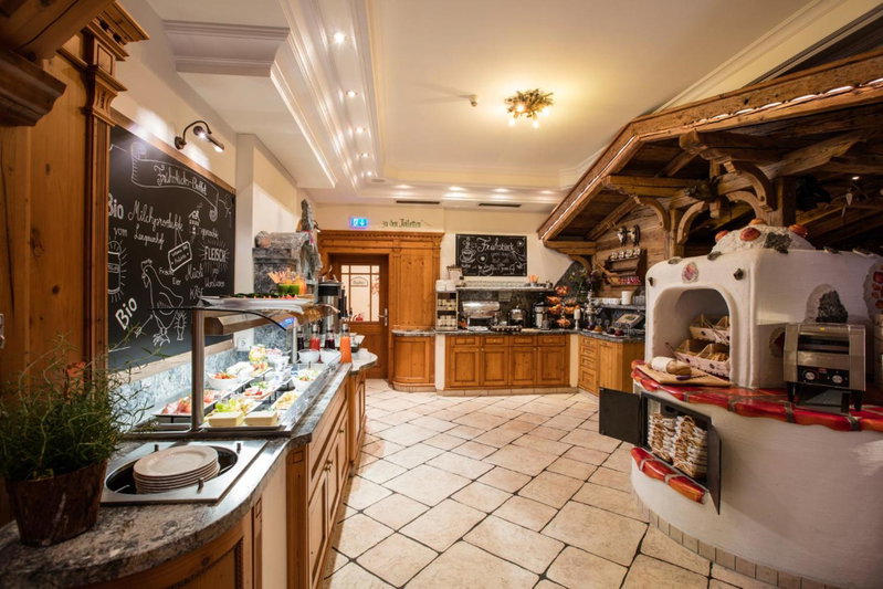 Hotel Gasthof Perauer, Mayrhofen, Austria