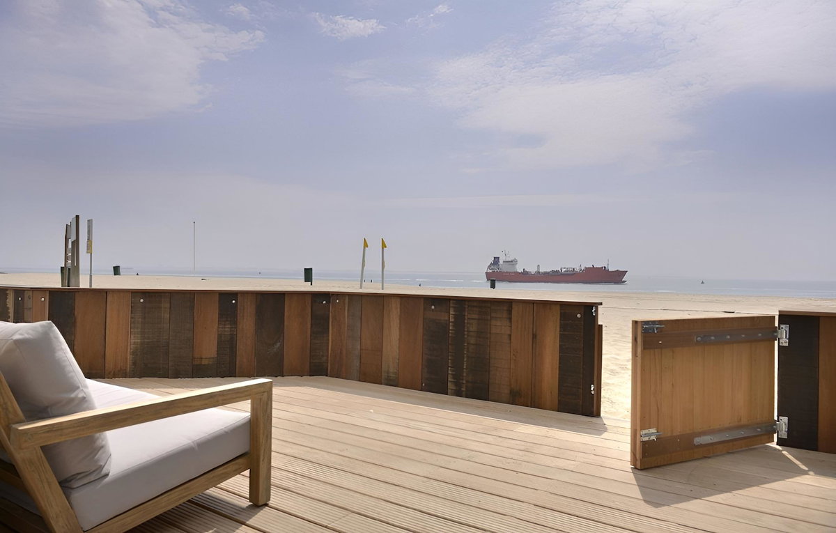 Zandpaviljoen Pier 7, Niederlande