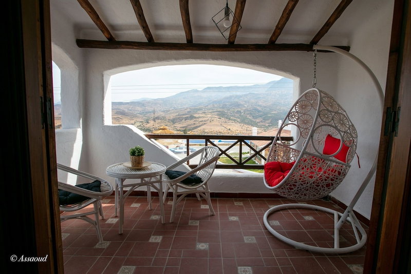 Room in Bungalow - Bungalow Triple 6 - El Cortijo Chefchaeun Hotel & Spa B&b, Derdara, Morocco