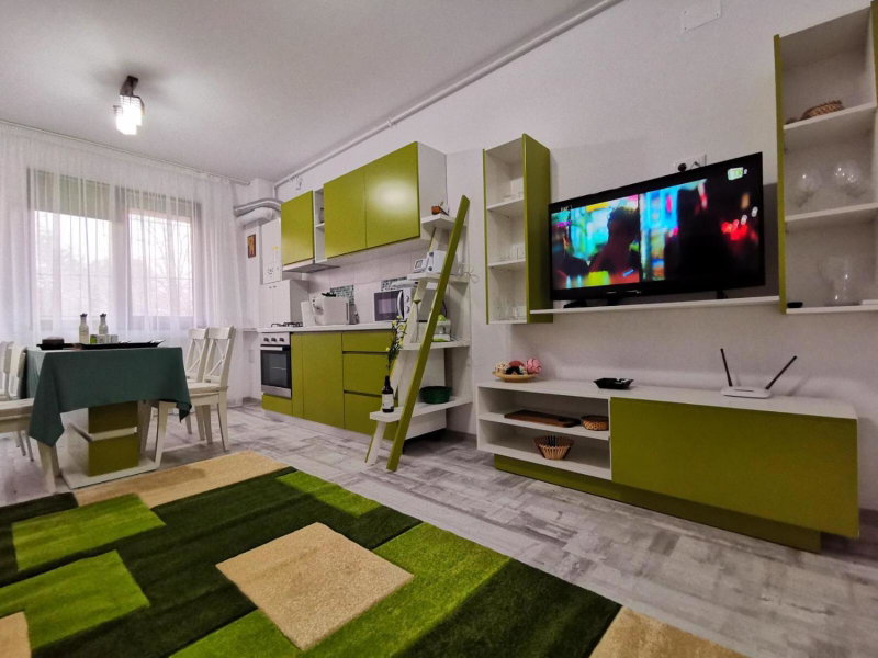 Green Apartment- Brilliant Apartments, Constanţa, Romania