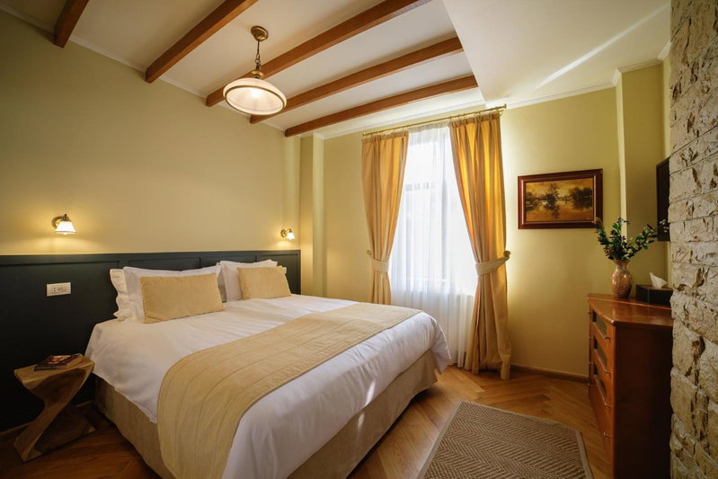 Zaivan Retreat, Breaza, Romania