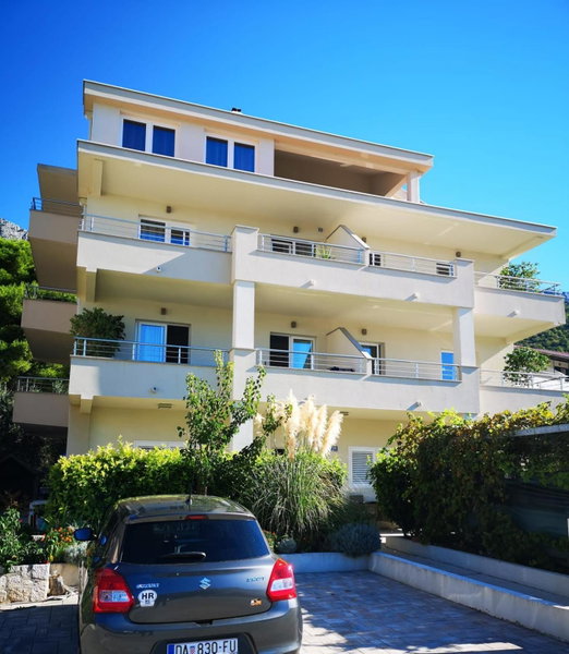 Apartments Lozina, Drvenik, Croatia